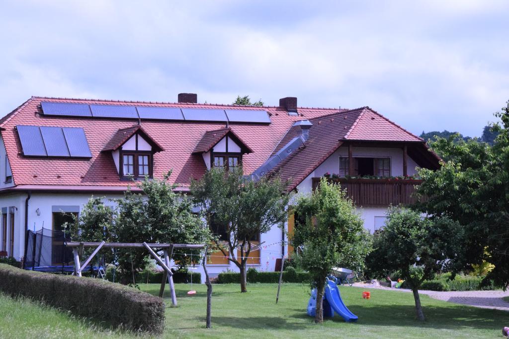Gasthaus-Pension Hofmann Oberdachstetten Kültér fotó